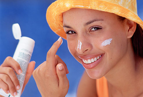 بهترین مارک کرم ضد آفتاب برای پوست های چرب